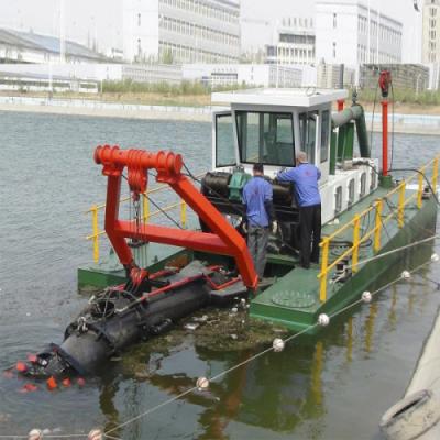 Chine Équipement de dragueuse de petite taille 16 pouces pour le nettoyage des eaux étroites 80l/h à vendre