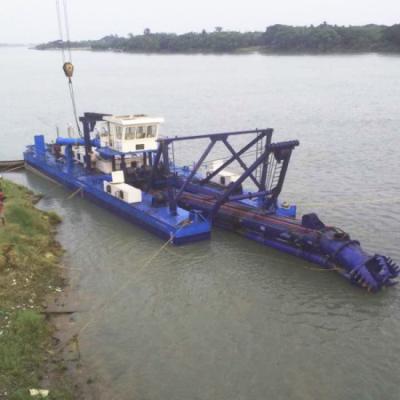 Chine Machine de dragage de sable de rivière de 22 pouces 4000m3 Dérageuse à tête de coupe pour une utilisation populaire de dragage à vendre