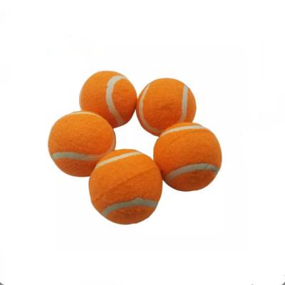 China Pelotas de tenis de 2,5 pulgadas para perros, coloridos juguetes interactivos para perros, regalo para perros grandes y perros medianos pequeños en venta