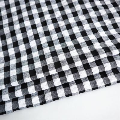 China 65% polyester 35% cotton fabric yarn dyed check fabric seersucker crinkle fabric for sale