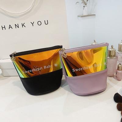 China Custom Hot Sell Fashion Women Makeup Clear Beach Cosmetics Zipper Colorful Laser Storage PVC Bag B07 for sale