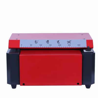 China Small Size Hotels Cardboard Shredder Recycling Cardboard Box Cutting Shredding Machine for sale