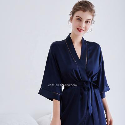 China Luxury 100% QUICK DRY 22MM long mulberry silk night robe with belt women's sexy sleepwear for sale