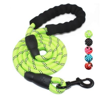 China Durable Multi-Color Reflective Dog Rope Nylon Explosion Proof Rush Walking Leash for sale