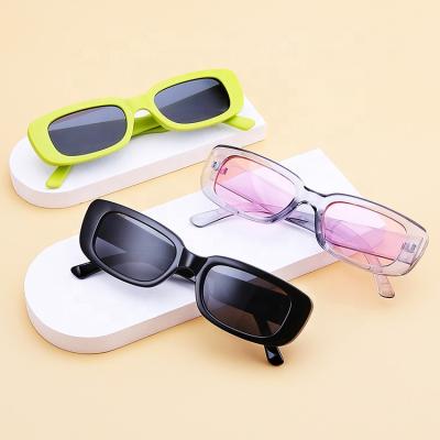 China 2022 Economical Fashion Sunglasses Custom Design PC Square UV Protection Women Sunglasses for sale