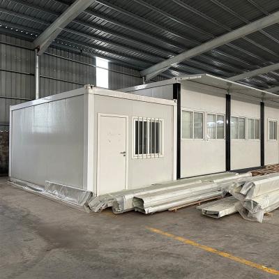 China Modular bajo en carbono Eco Tiny Home Panel amueblado marco de acero Casa de contenedores prefabricada con puente roto Puerta de aluminio en venta