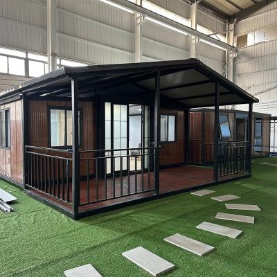 China 15-30 Years Service Life Customized Color Easy To Install Expanding Container House Insulated Frame Prefab Mobile Tiny Home for sale