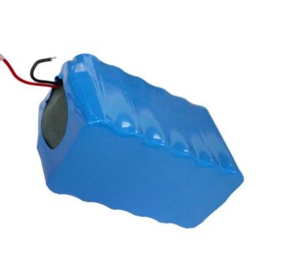 China Environment Friendly 12v6.4Ah Lithium Ion Battery Pack LifePO4 Low Internal Resistance for sale