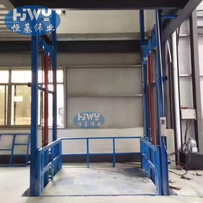 China Vertical Mezzanine Cargo Loading Lift with Good Price for sale