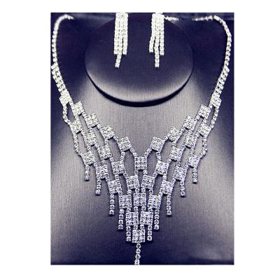 China TRENDY 2 PCS Necklace and Earring Sets Fashion Diamond Tassel Silver Wedding Jewelry Set Luxury Gift for Women Bridal for sale