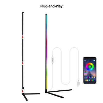 China Modern Tripod Atmosphere Lamp Smart Luxury Home Decorative RGB RGB Standing LED Corner Floor Lamps For Living Room for sale