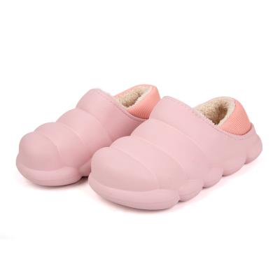 China Indoor Home Furry Slippers Casual Round Children's Slippers Keep Warm Fuzzy Slippers With Heels for sale