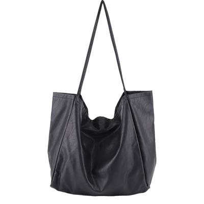 China Custom Lightweight/Eco-Friendly PU Leather Tote Bag Wholesale Causal Tote Beach Bag Shoulder Bag Women for sale