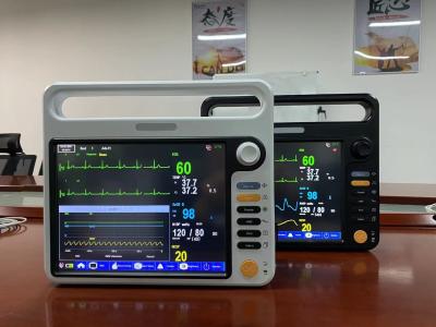 中国 病院での生命的兆候のためのECG SPO2 NIBPポータブル患者モニター 販売のため