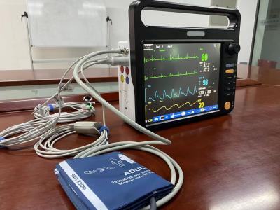 中国 12.1 インチ スクリーンが付いている ICU の患者のバイタル サインのモニター 6 つの標準的な変数 販売のため