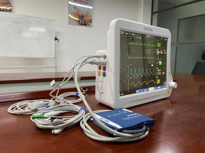 Cina ICU Medical ECG SPO2 e Nibp Monitor Multi Parameter Per Ospedale in vendita