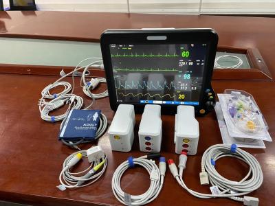 Chine Ambulance médicale Moniteur des signes vitaux multilingue avec écran de 15 pouces OEM à vendre