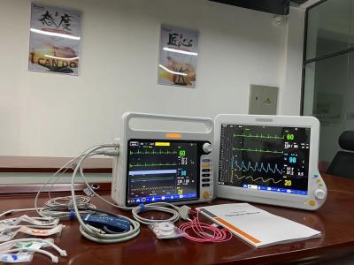 China Monitoreo cardíaco de pacientes recién nacidos en UCI con 3 cables ECG NIBP SPO2 en venta