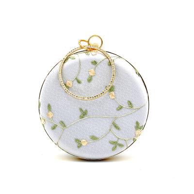 China Portable Ladies Embroidery Flower Purse Handbag Party Bridal Evening Clutches For Women for sale