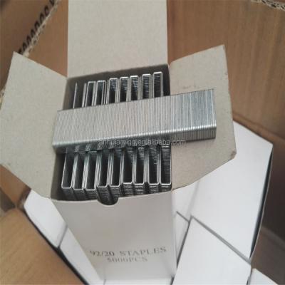 China BEA Industrial Medium Wire Metal 92 Series Staples for sale