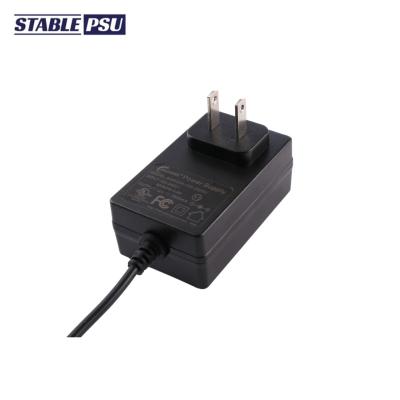 China Fast Charging Speed cUL FCC Certificates 12V 2A Wall Mounted Power Adapter for sale