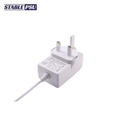 China Global certificate White Color CE UKCA Certificate 12V 2000mA 2500mA UK Plug Wall Mounted Power Adapters for sale