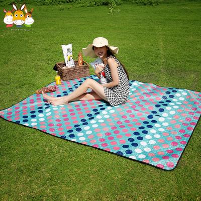 China Custom Waterproof Chinese Washable Soft Cloth Support Picnic Blanket Waterproof Outdoor Target for sale