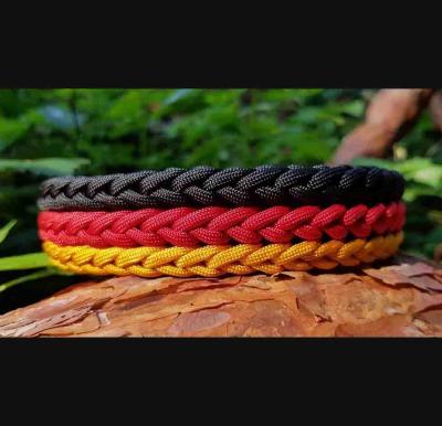 China Fantastic handmade 550 wide custom tactical dog collar from paracord for medium large dogs for sale