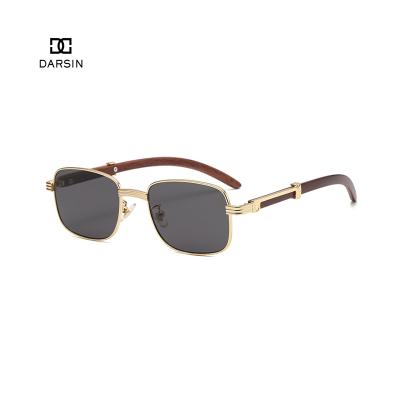 China 2021 Fashion DARSIN Sunglasses Metal Temple Rectangle Wooden Temple UV400 Unisex Sunglasses for sale