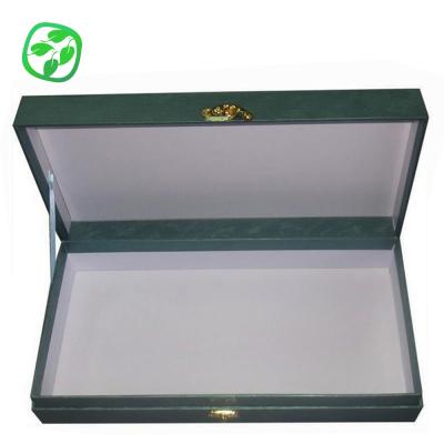 China Customized Materials And Recycled Luxury Gift Box Magnet Gift Box Packaging for sale