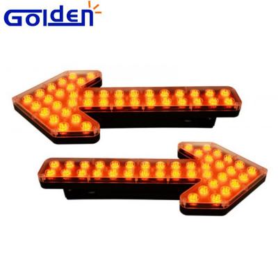 China Low Lens And PC ABS Road Sign Construction Vehicle Warning Directional Amber Led Arrow Warning Light for sale