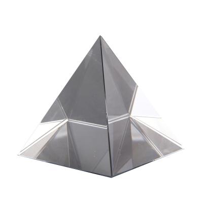 China Clear Space Pyramid Prisms K9 Crystal Prism Paperweight Optical Crystal from Europe Wholesale for sale