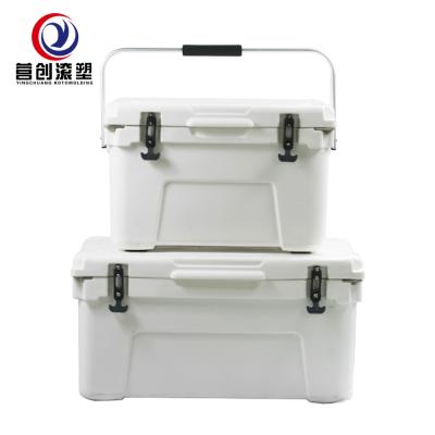 中国 Insulated Roto Cooler Box - UV Resistant for Long Lasting Cooling 販売のため