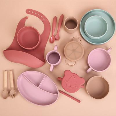 China BPA Free Soft Non-Toxic Soft Baby Gift New Sets Printed Logo Wholesale Tableware BPA Free Baby Feeding Set for sale