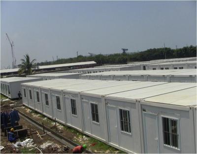 China Parking Lot Labor Camp Quickly Assemble Mobile Hospital Container Cabin Hospital for sale