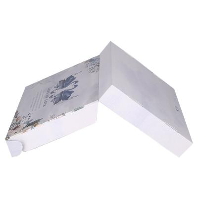 China Disposable Wholesale Custom Logo Paper Bag Printing Shopping Paper Bag for sale