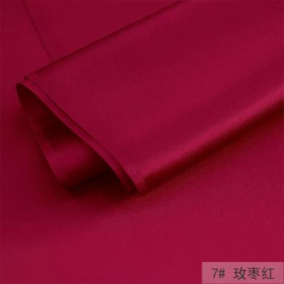 China Organic Factory Made Double Crepe Satin Pleated Polyester Velvet Chiffon Crinkle Seersucker Crepe Fabric For Dress Shirt Abaya Fabric for sale