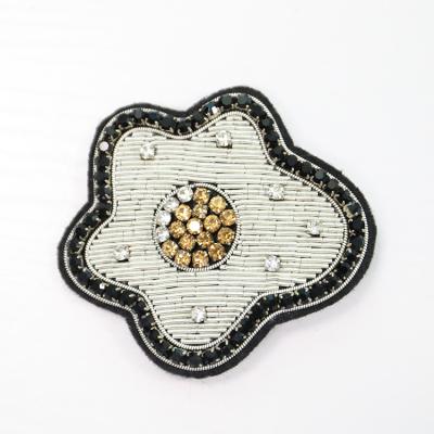 China DIY Handmade Clothing Bag Accessories Handmade Diamond Embroidery Patches Beaded Indian Silk Embroidered Patch for sale