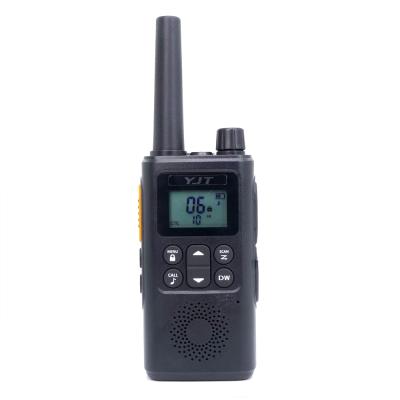 China YJT FRS UHF License Range Gmrs Walkie Talkie 5 Km K20 2800mAh Free Li-ion for sale