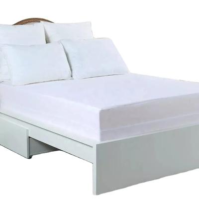 China High Quality Waterproof Polyester Terry Cloth Machine Washable Waterproof Bedspread Mattress Protector for sale