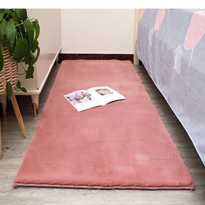 China Ultra Soft Washable Short Hair Faux Fur Rugs Artificial Fur Blankets Skin Rabbit Anti Slip Easy Maintain Fur Blankets And Mats for sale