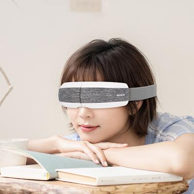 China 2021 Comfortable Smart Living Therapy Portable Electric Warm Stress Eye Massager Foldable With Music for sale