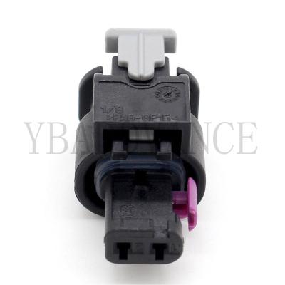 China 2 Way AMP TYCO Automotive Female Auto Connectors For VW 4F0 973 702/0-2112986-1/1-1718643-1 for sale