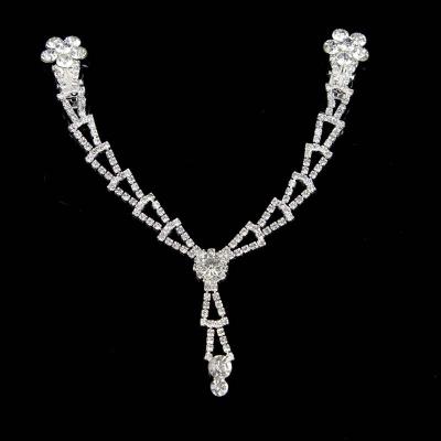 China Trendy Bling Forehead Chain For Women Jewelry Headpiece Rhinestone Chains Crystal Bridal Headwear Luxury Hair Accessories for sale