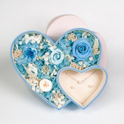 China Handmade soft flannel lined with high quality PU leather plastic gift box flower heart shaped box with jewelry for sale