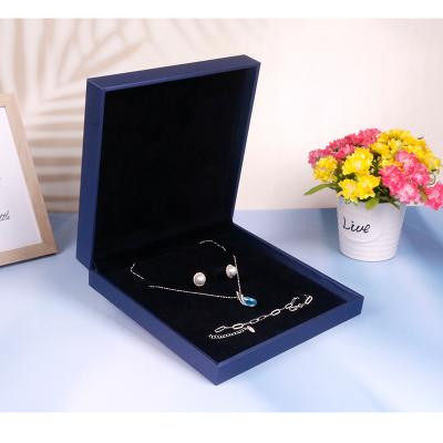 China Luxury Large Size Velvet Blue Leather Black Jewelry Set Packaging Box For Necklace Earring Bracelet for sale