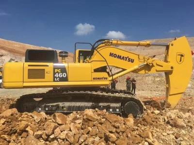 China 40 grueso antiusura de Ton Excavator Root Ripper 90m m para el triturador de la roca de la grava del suelo en venta