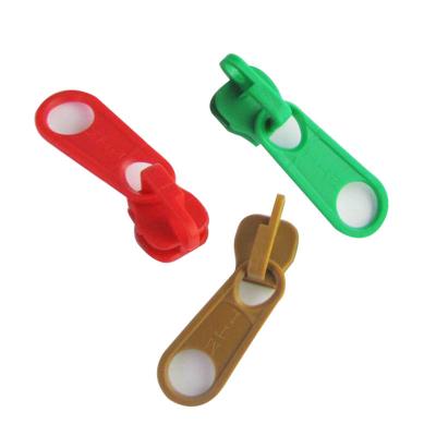 China Factory Wholesale High Quality #5 Colorful Metal Zipper Puller Slider Nickel Free From China for sale