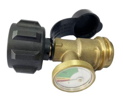 China Solid Brass BBQ BBQ Outdoor Grill QCC Propane Tank Adapter With Gauge Level Indicator for sale