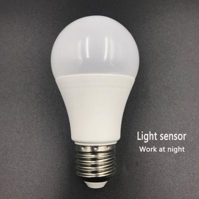 China Home/Commercial New Design CE Smart ERP Use Sound Motion Sensor Rohs New Led Light Bulb With Sensor 7W 9W 12W for sale